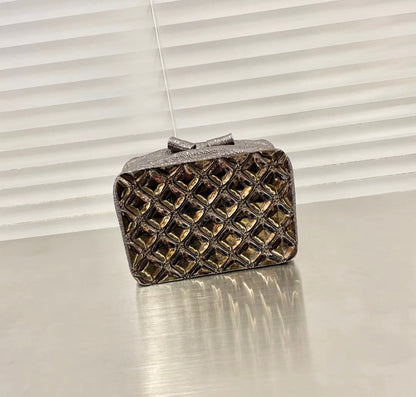 Chanel Luxury Leather Clutch Style 4