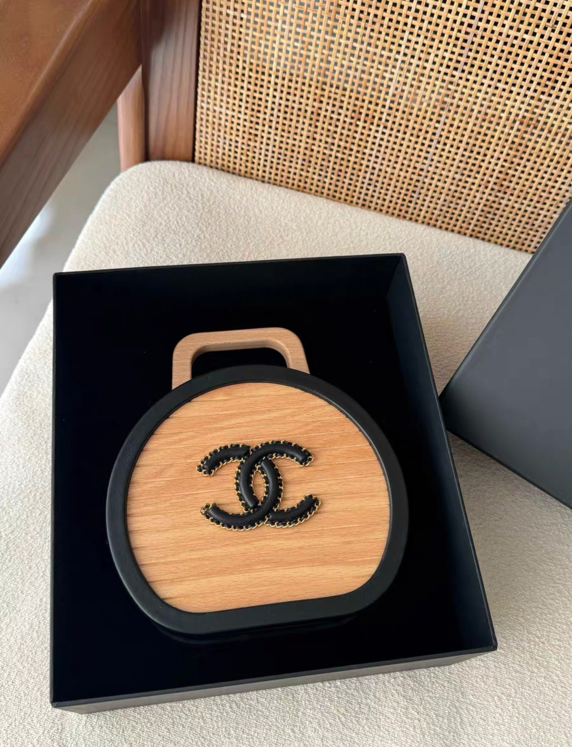 Chanel Round Cc Vanity Case Beechwood And Black Lambskin Gold Hardware