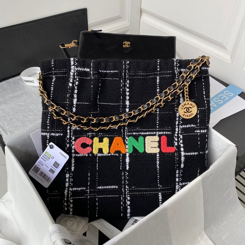 Chanel Luxury Handbag Style 413