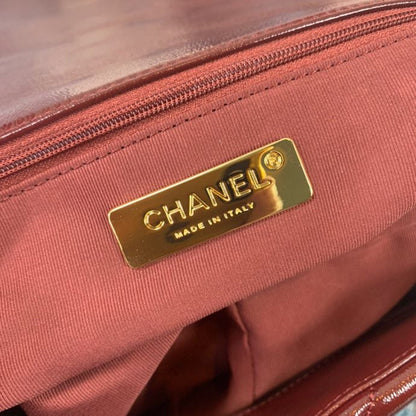 Chanel Luxury Handbag Style 570