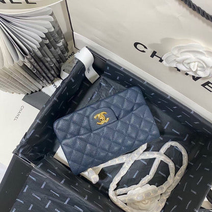 Chanel Luxury Handbag Style 280