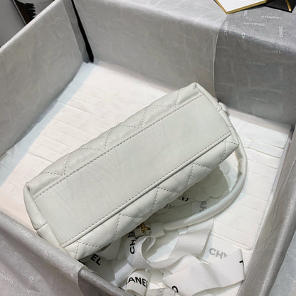 Chanel Luxury Handbag Style 612
