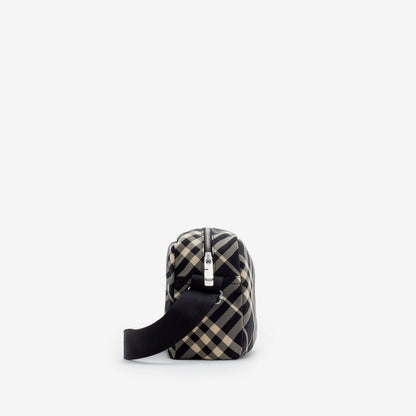 ESSENTIAL CROSSBODY BAG