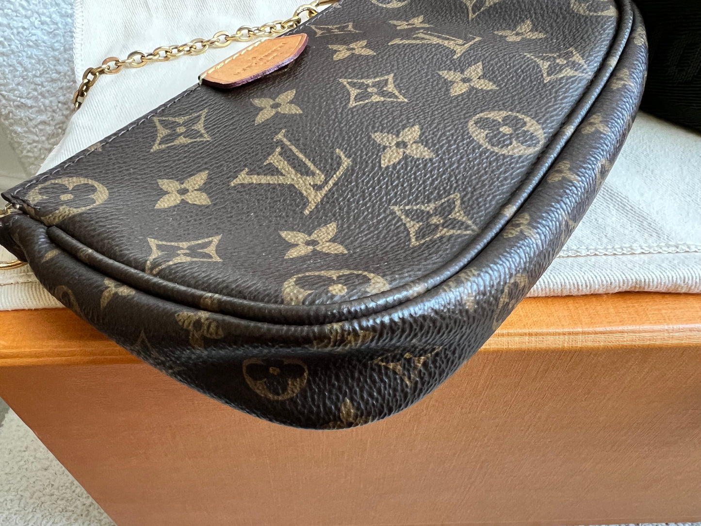 Louis Vuitton Multi Pochette Accessoires Khaki (RRP £2030)