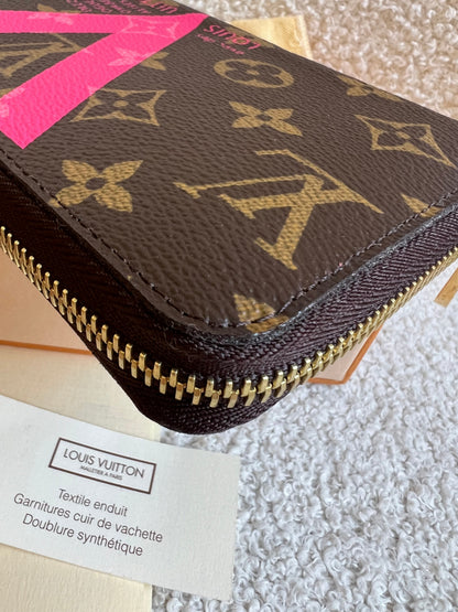 Louis Vuitton Zippy Wallet in Grenade Monogram V