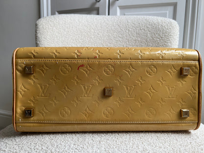 Louis Vuitton Tompkins Square Bag Pearl Monogram Vernis