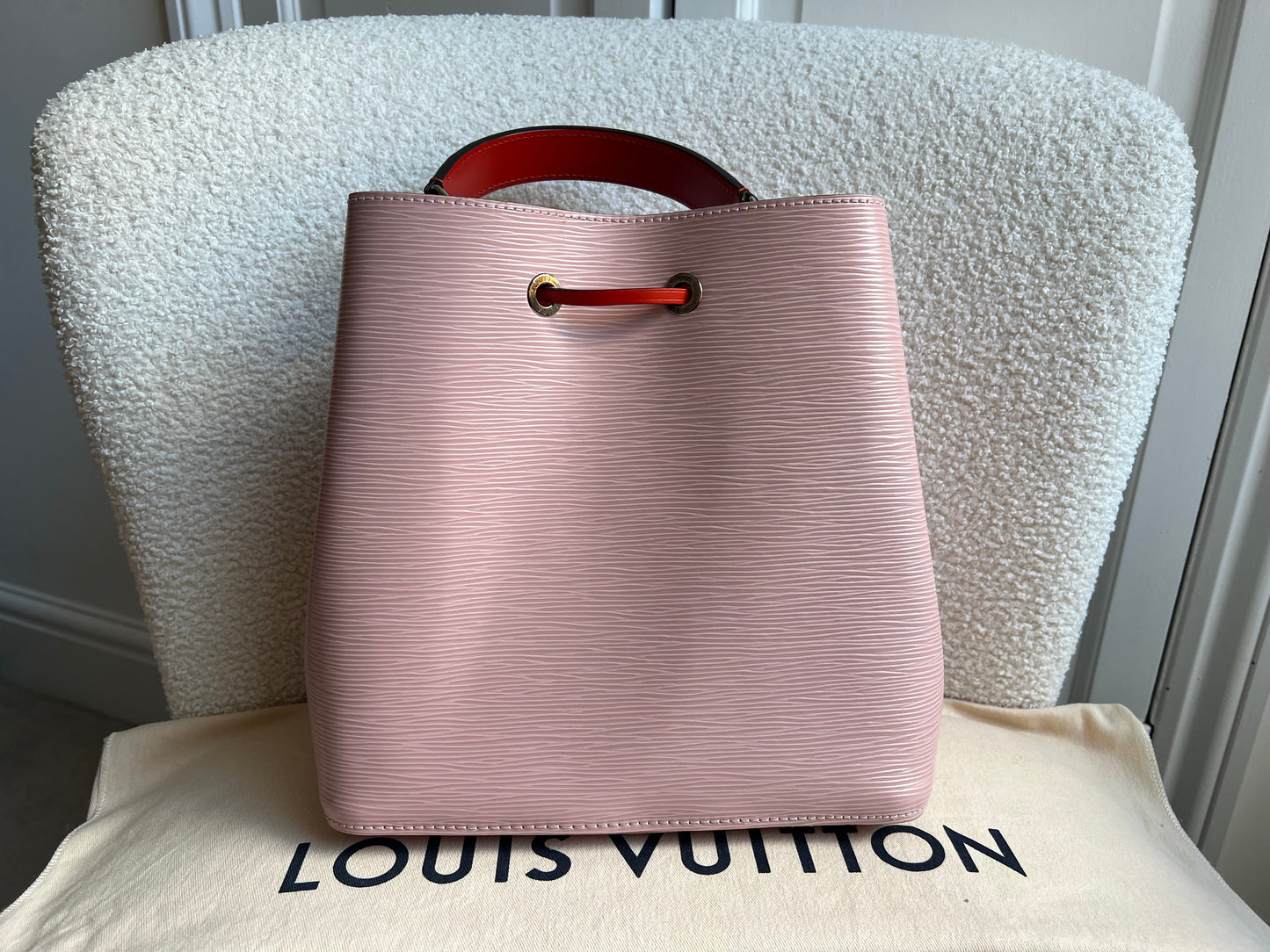 Louis Vuitton Neo Noe Bucket Bag Rose Ballerine (RRP £1,890)