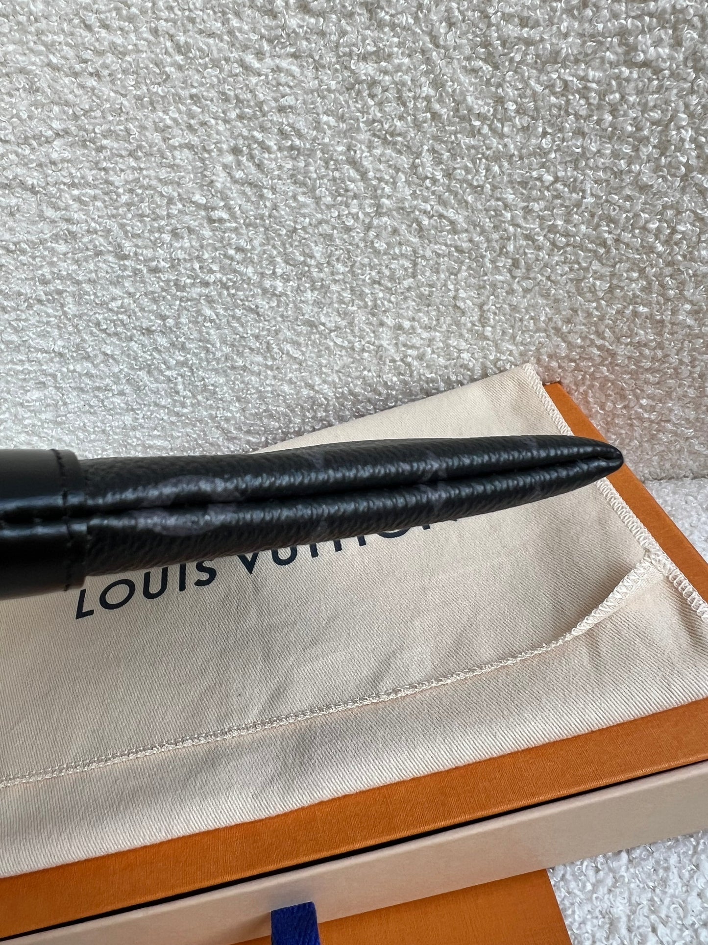 Louis Vuitton Pouch Discovery Pouch PM Monogram Eclipse (RRP £550)