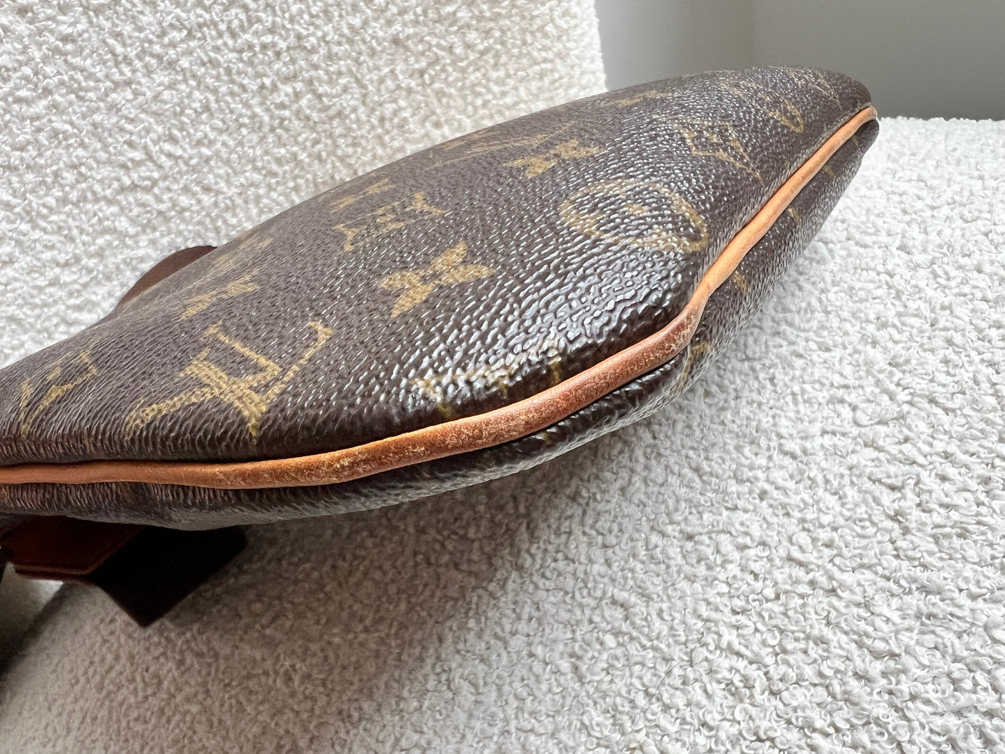 Louis Vuitton Bosphore Messenger Monogram