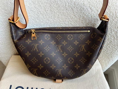 Louis Vuitton Bumbag in Monogram Canvas