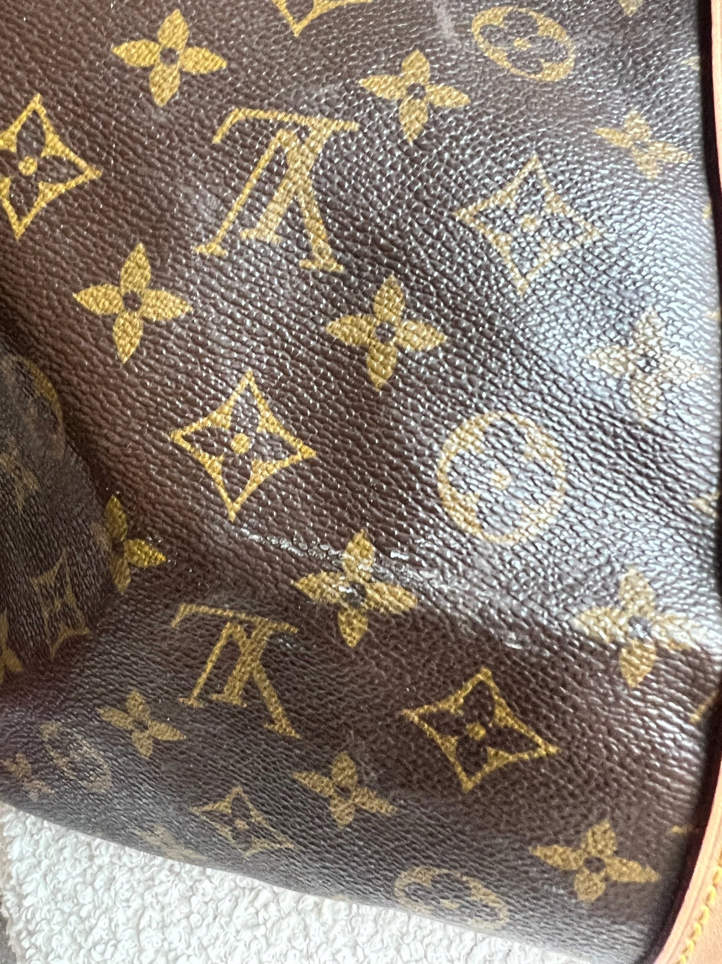Louis Vuitton Vintage Keepall Bandouliere 60