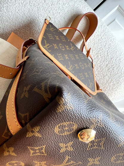 Louis Vuitton Carryall PM Monogram Canvas (RRP £2240)