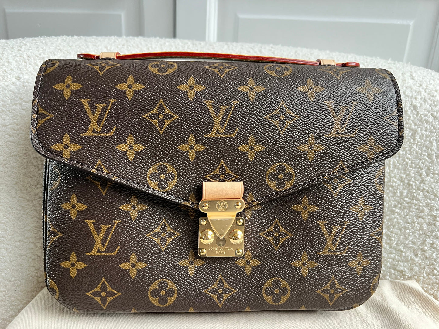 Louis Vuitton Pochette Metis Monogram (RRP £2,020)