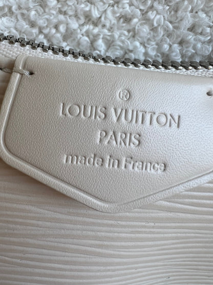 Louis Vuitton Easy Pouch Creme Epi (RRP £1320)