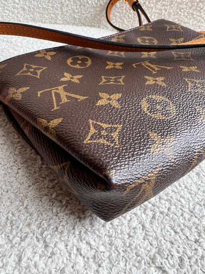 Louis Vuitton Monogram Safran Pallas Pochette