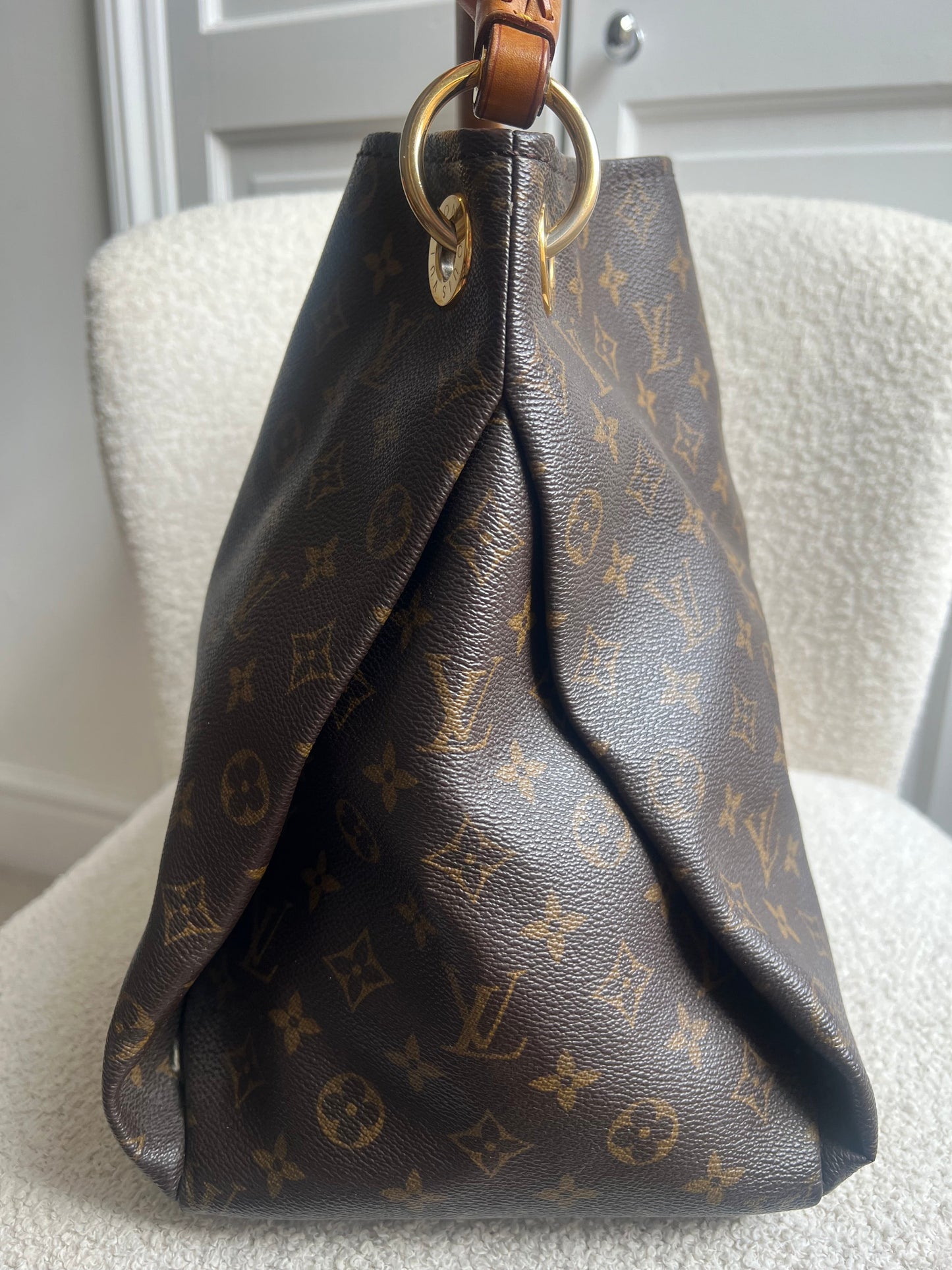 Louis Vuitton Artsy MM Monogram (RRP £1,940)