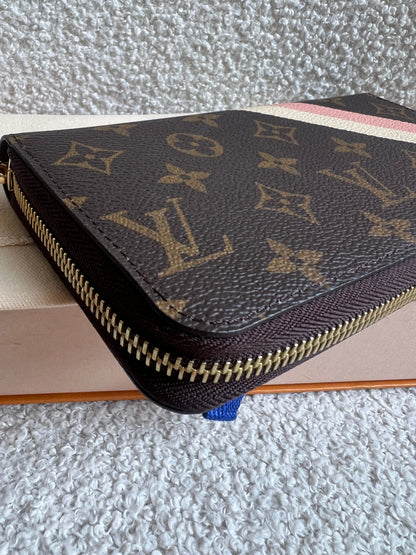 Louis Vuitton Personalised “LG” Zippy Wallet in Monogram (RRP £590)