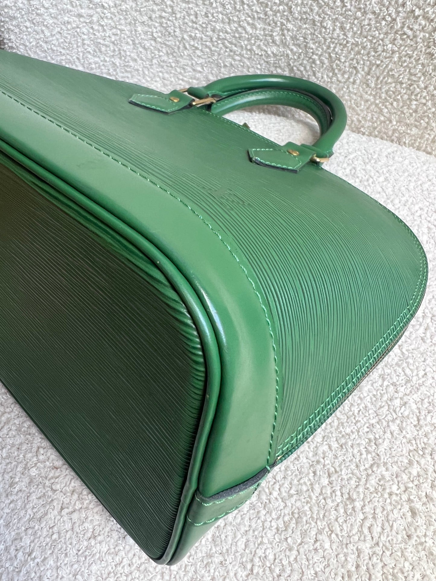 Louis Vuitton Alma PM Green Epi