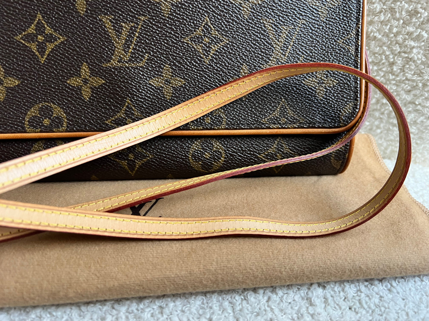 Louis Vuitton Vintage Monogram Twin Pochette