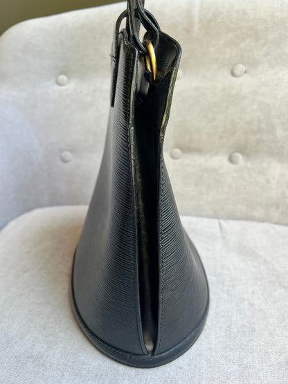 Louis Vuitton Vintage Black Epi Leather Cluny