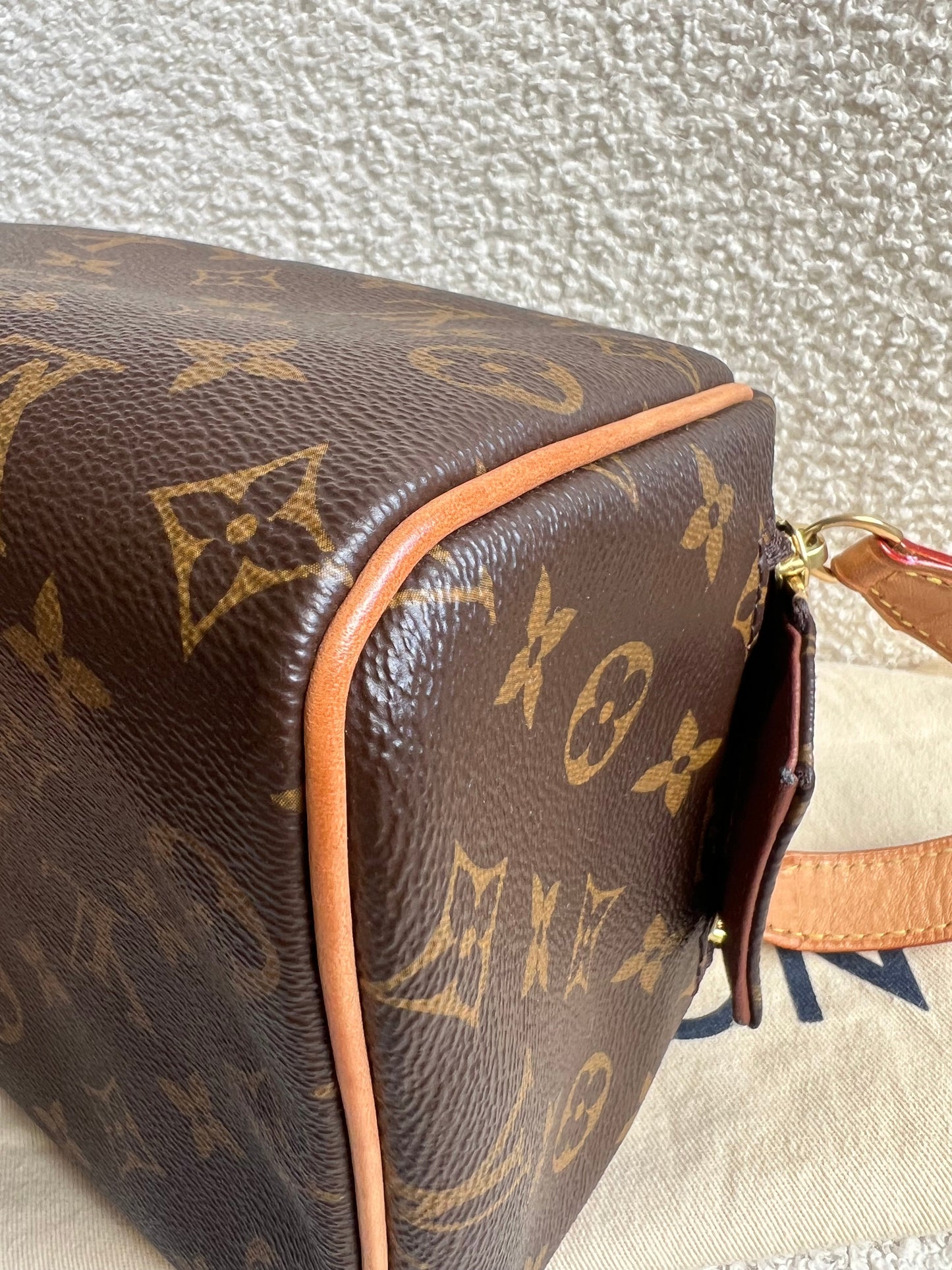Louis Vuitton Dopp Kit Toilet Pouch Monogram (RRP £780)