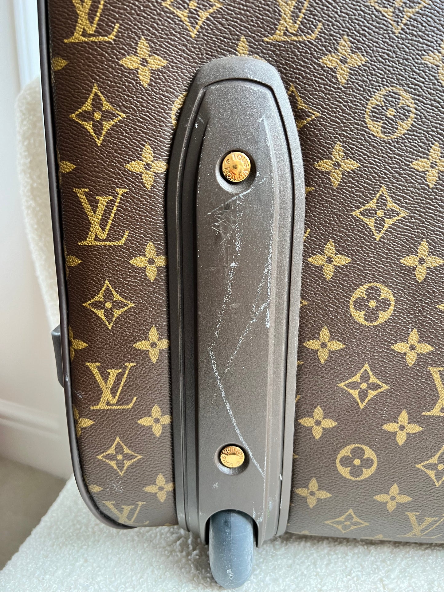 Louis Vuitton Pegase 55 Suitcase Monogram (RRP £2,250)