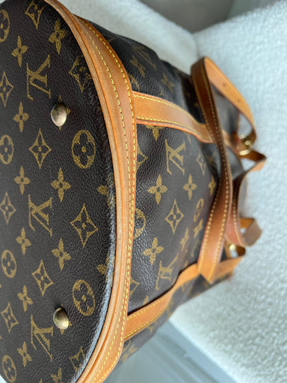 Louis Vuitton Monogram Bucket Bag GM