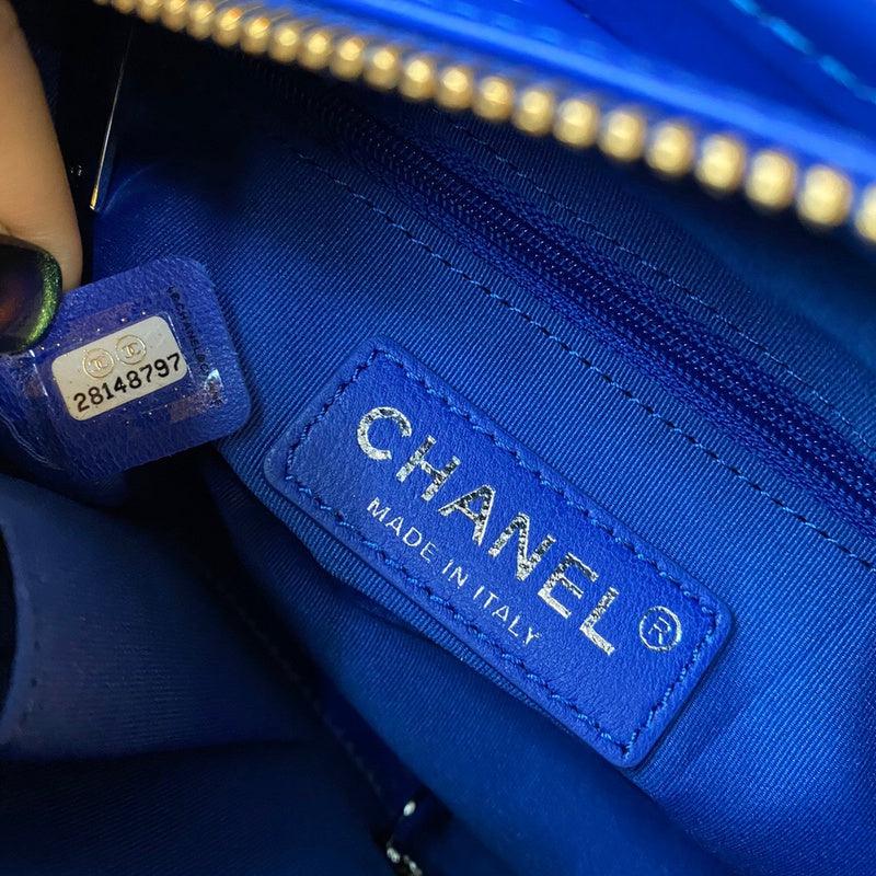 Chanel Luxury Handbag Style 471