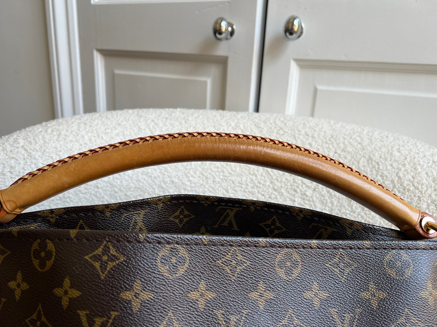 Louis Vuitton Artsy MM Monogram (RRP £1,940)