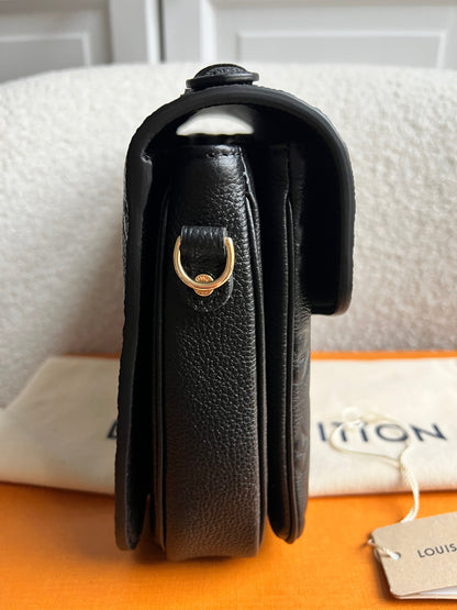 Louis Vuitton Pochette Metis Black Empreinte (RRP £2,200)