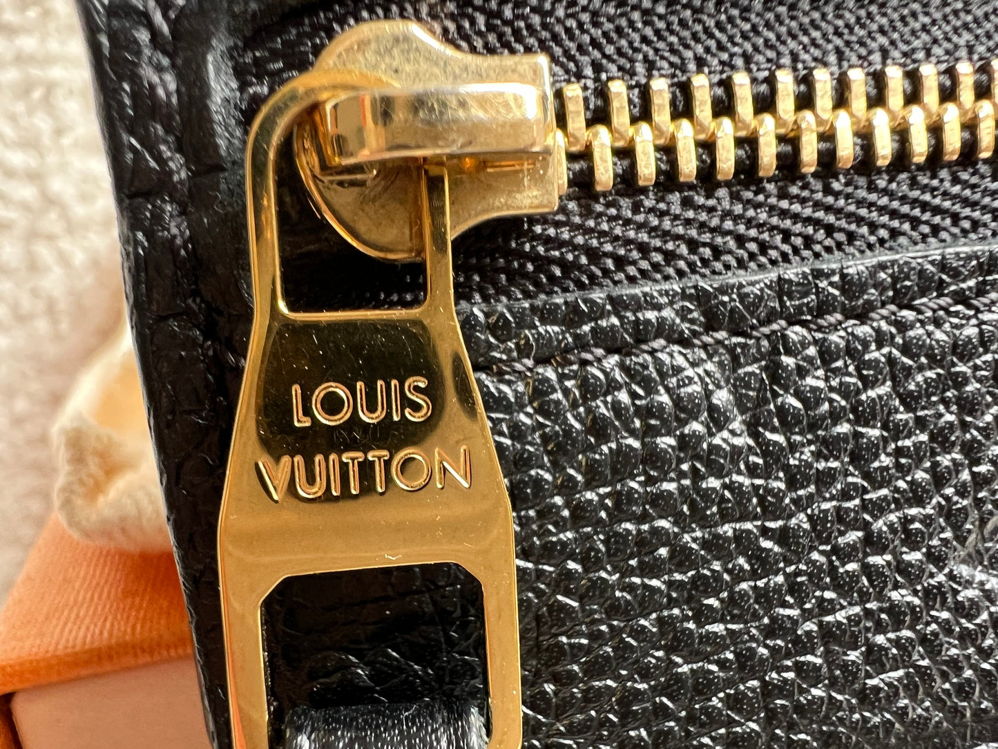 Louis Vuitton Key Pouch Black Empreinte