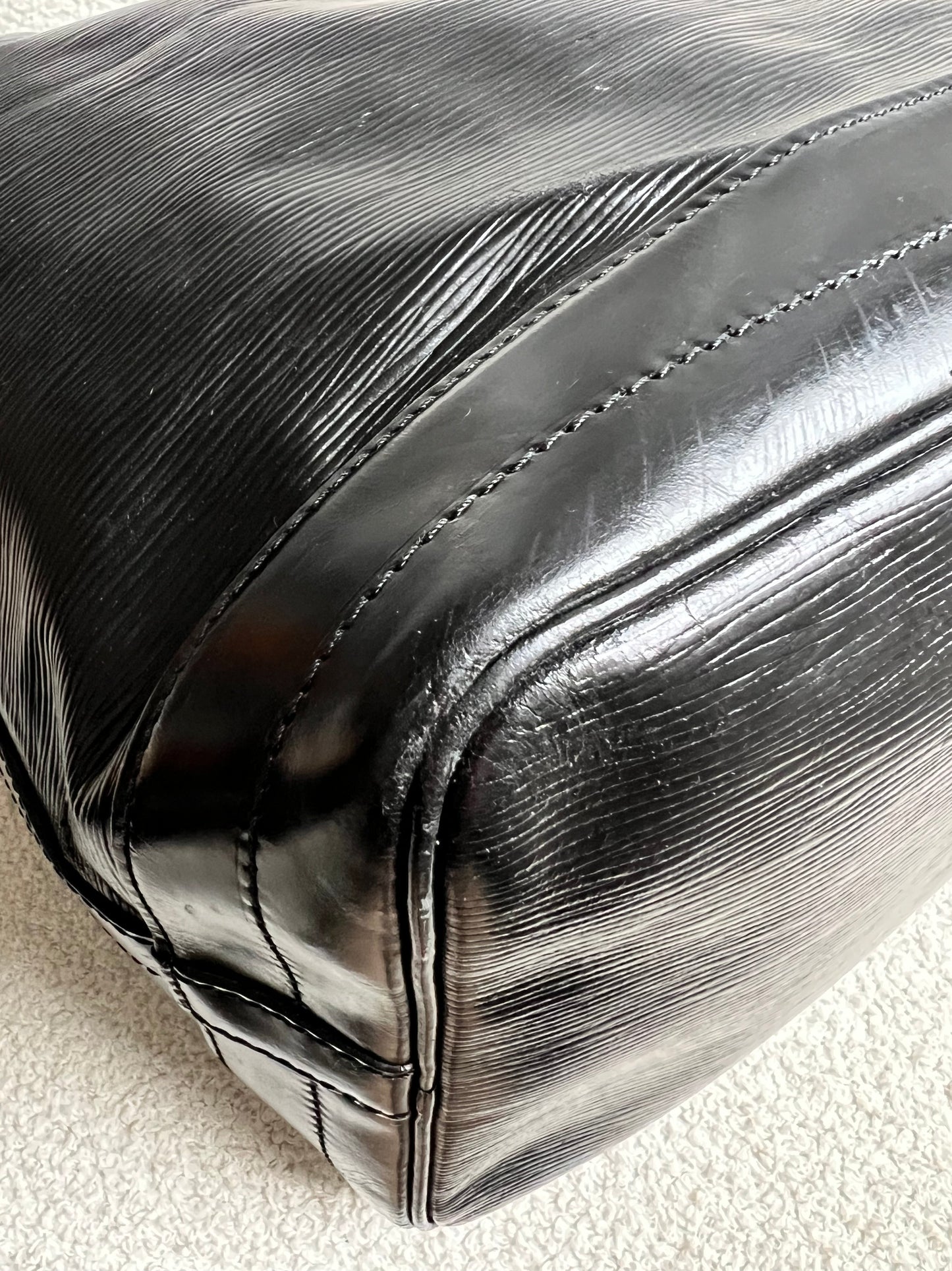Louis Vuitton Black Epi Noe GM