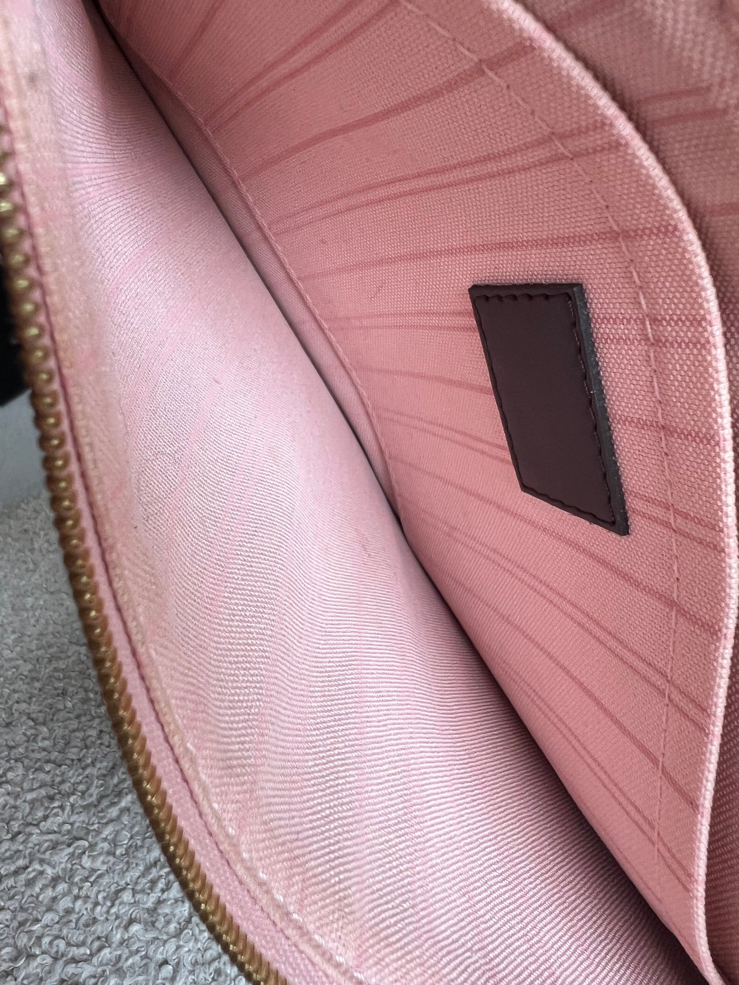 Louis Vuitton Pouch (from Neverfull) in Damier Ebene