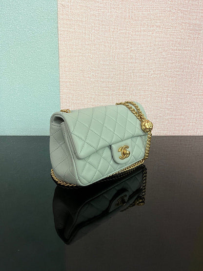 Chanel Luxury Handbag Style 59