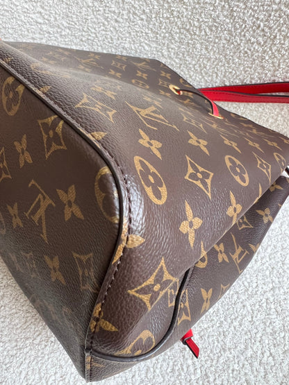 Louis Vuitton Neo Noe Monogram Coquelicot (RRP £1,790)