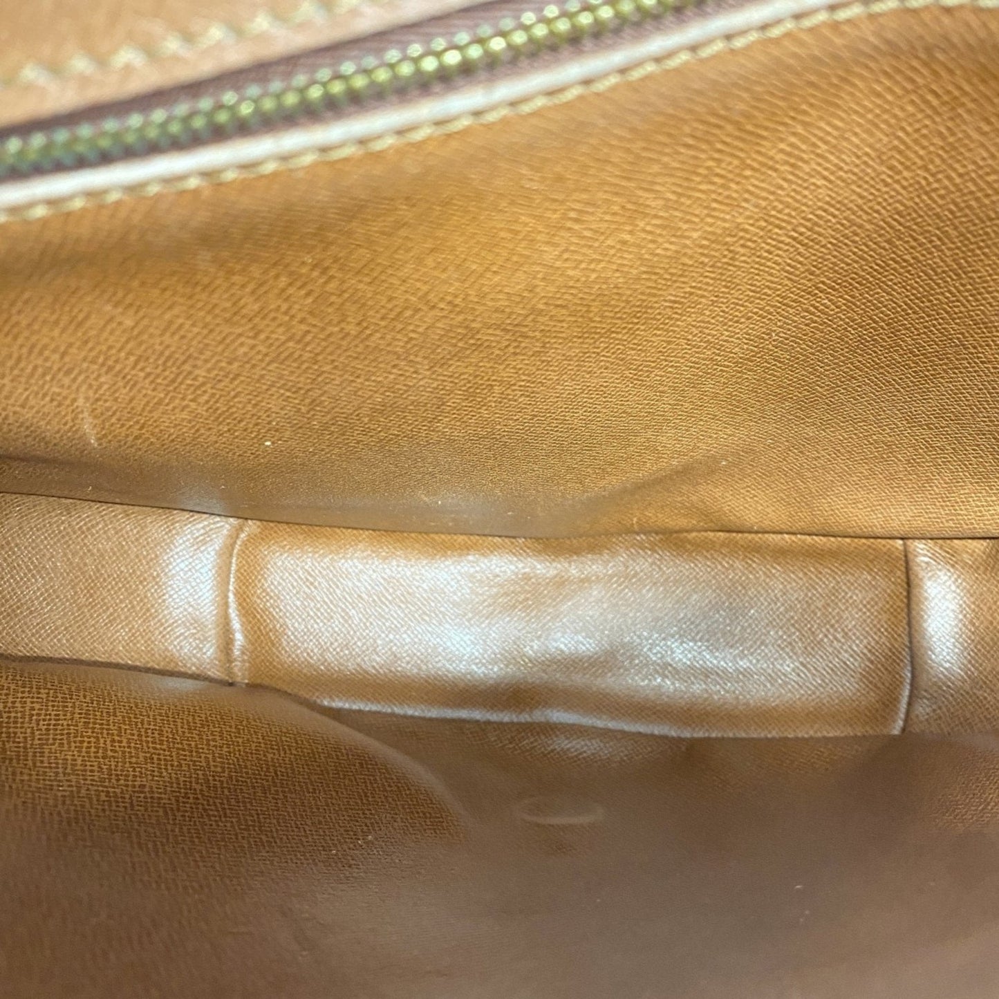 Louis Vuitton  Shoulder Bag