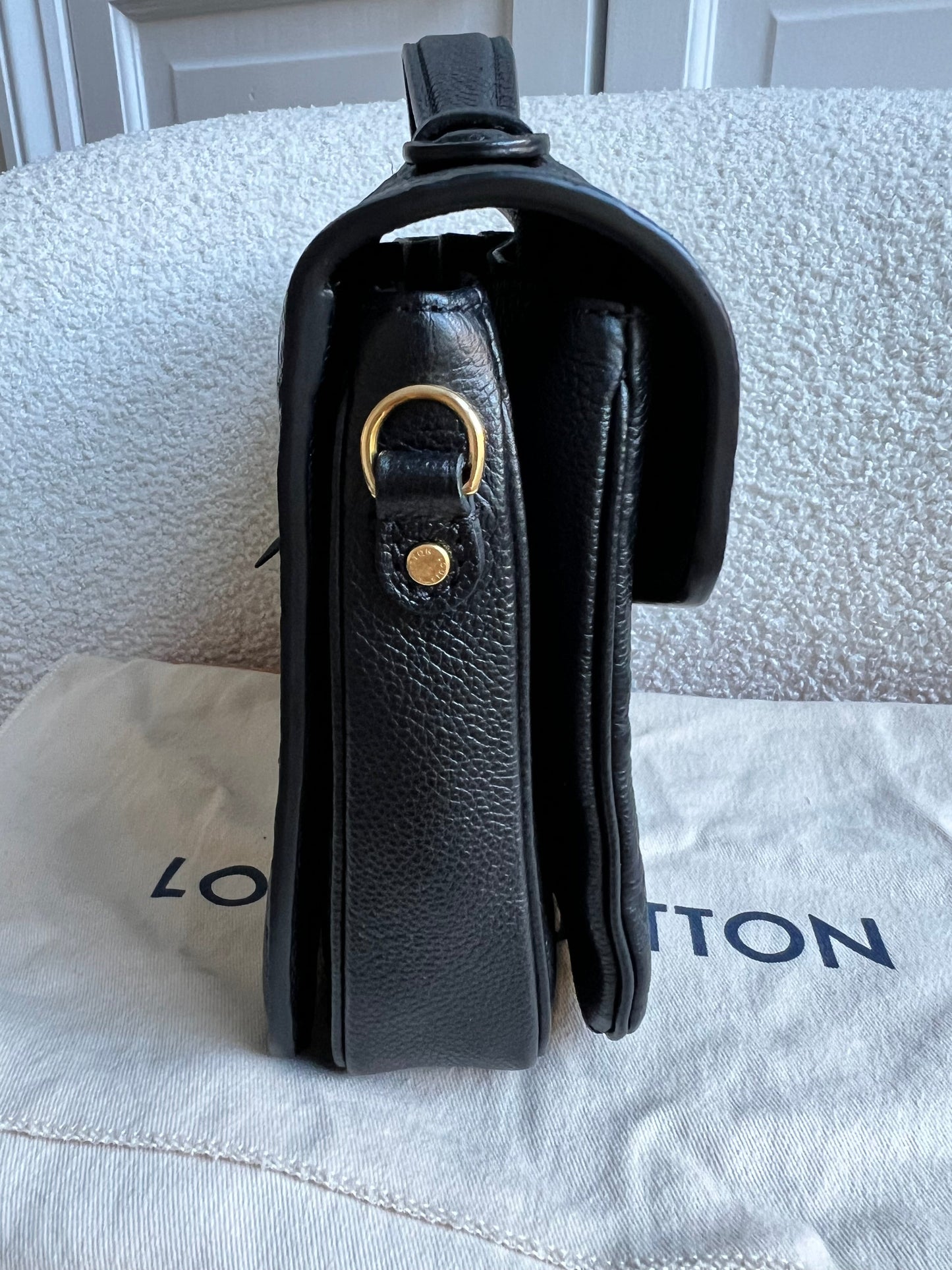Louis Vuitton Pochette Metis Black Empreinte (RRP £2,200)