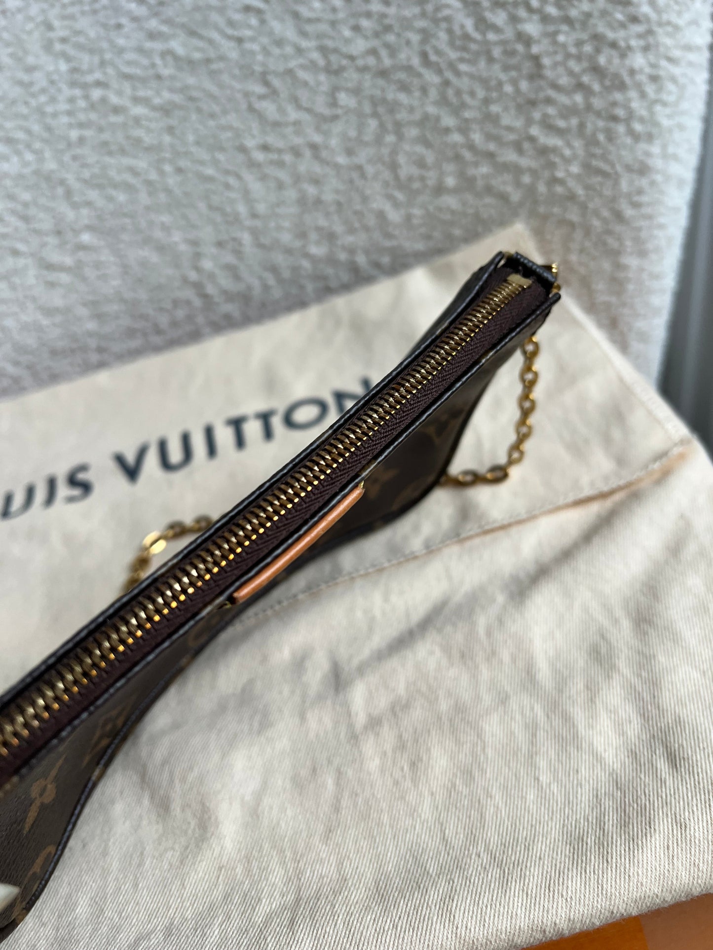 Louis Vuitton Multi Pochette Accessoires Rose Chiaro (RRP £2030)