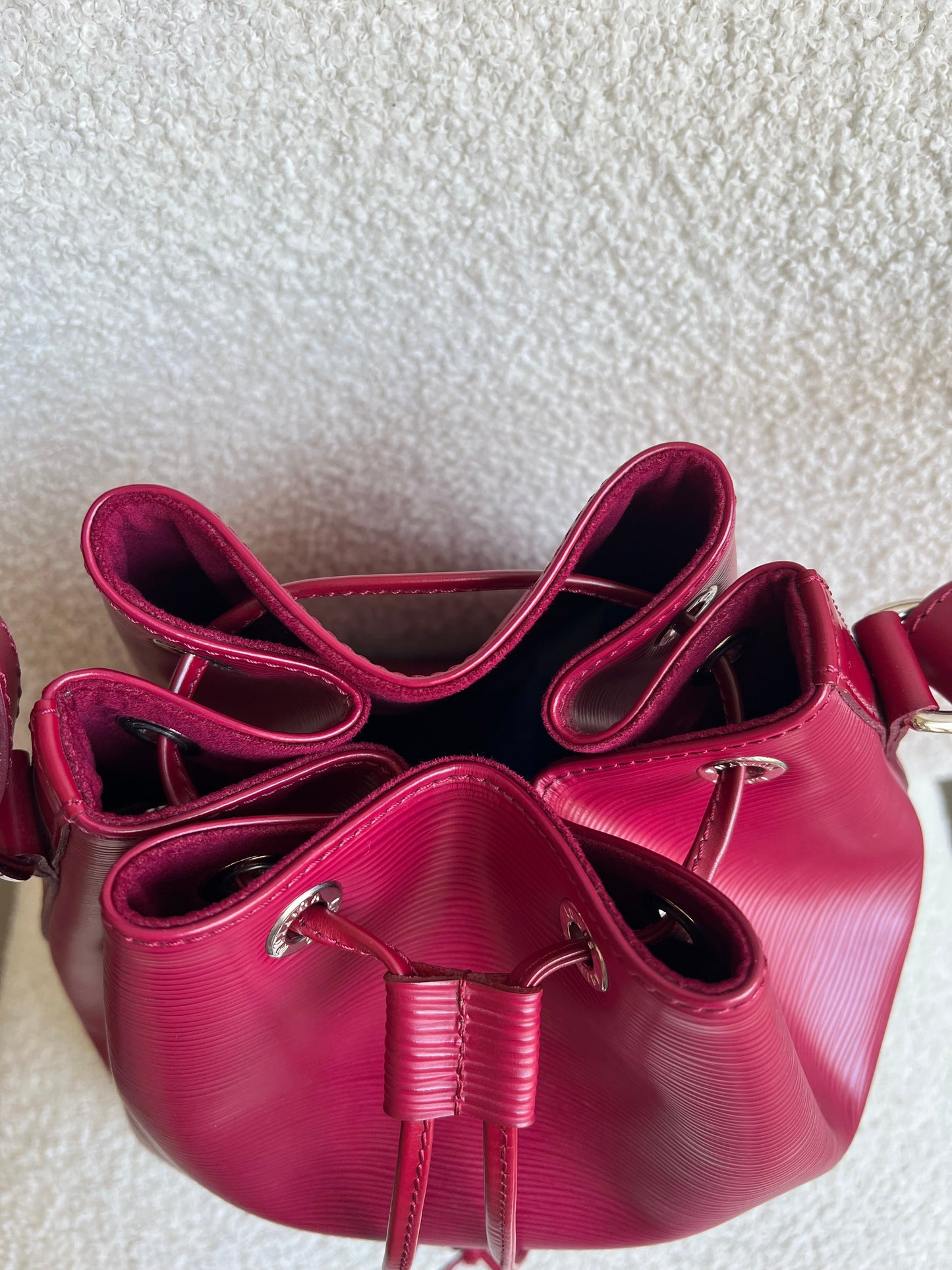 Louis Vuitton Fuchsia Epi Noe GM Bucket Bag