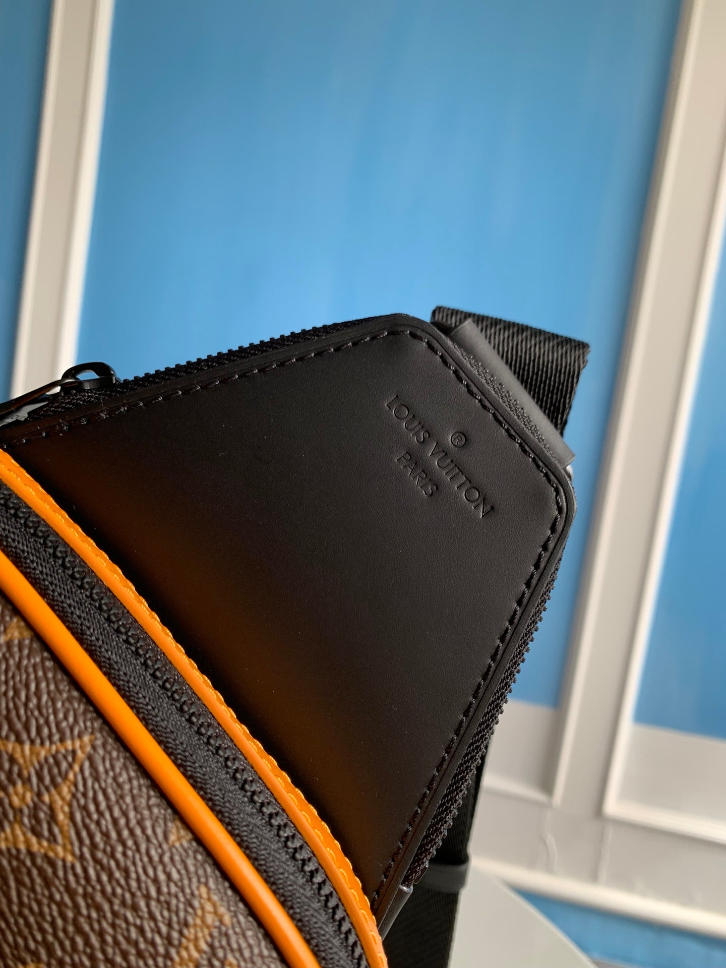 Louis Vuitton Avenue Sling Bag
