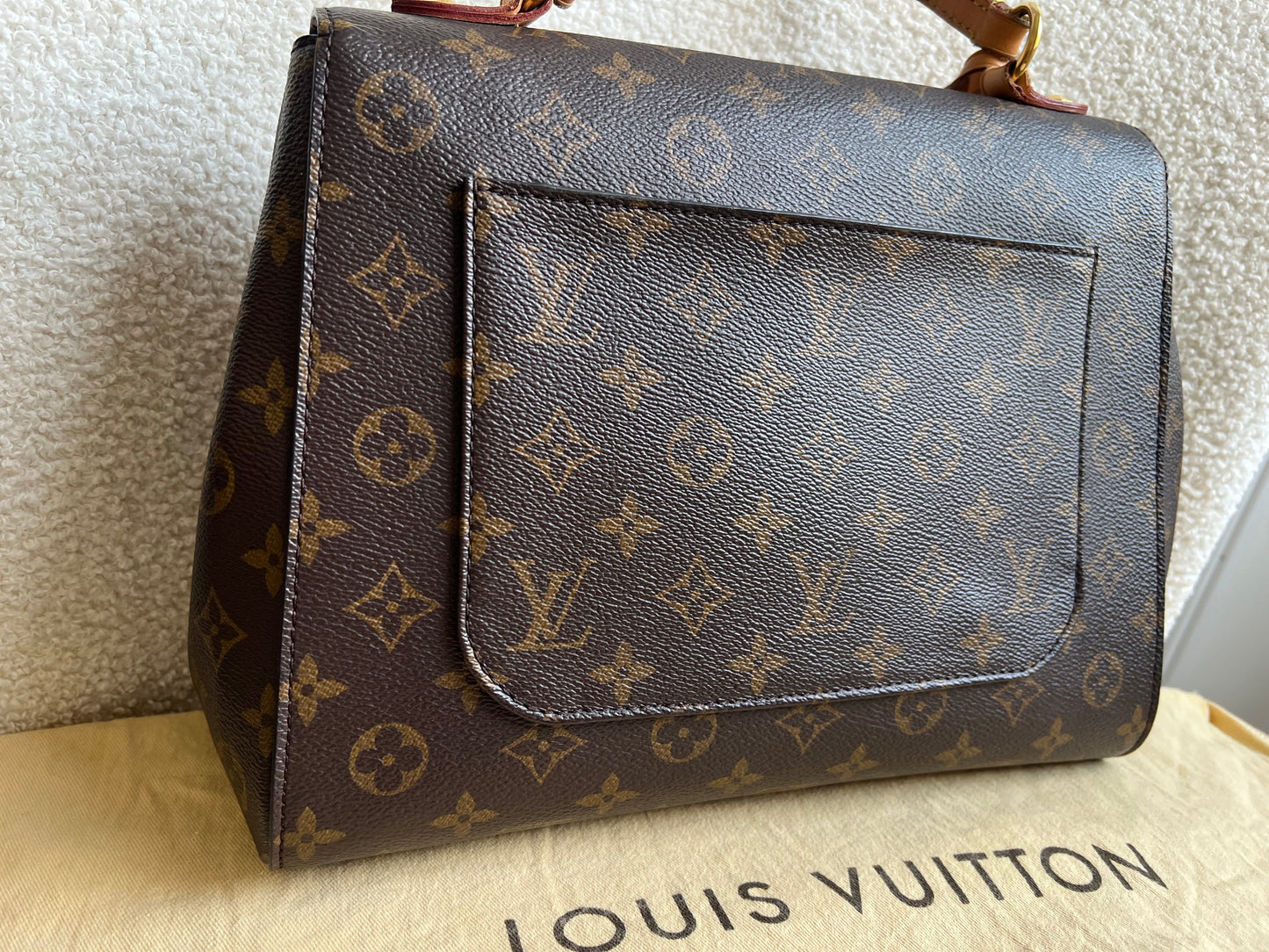 Louis Vuitton Cluny MM Monogram (RRP £1890)