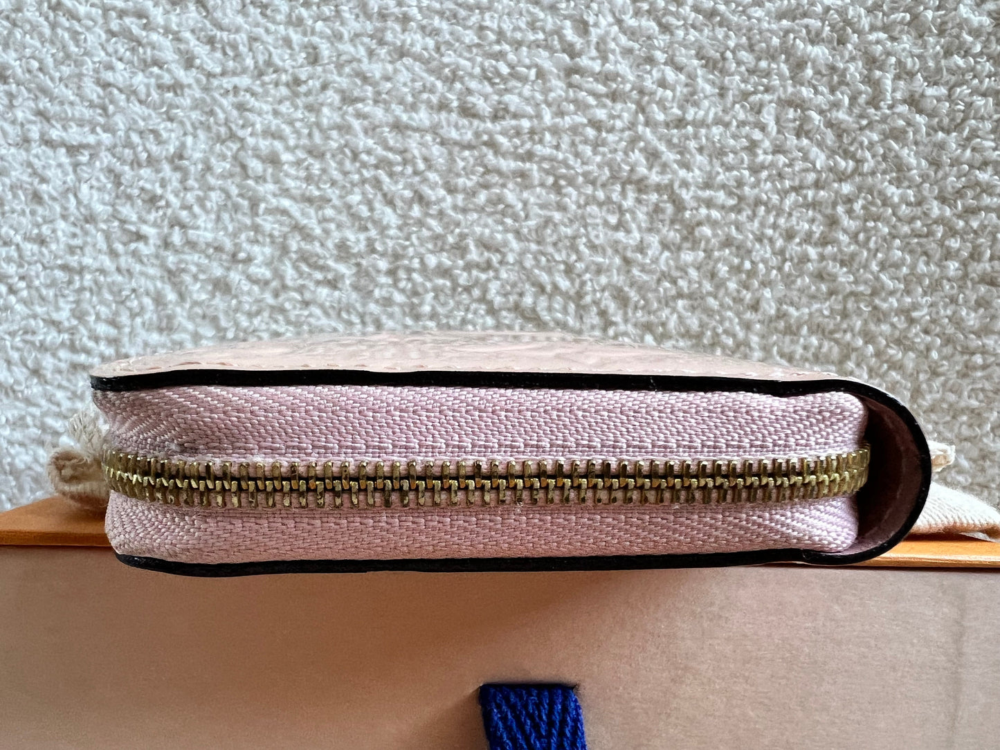 Louis Vuitton Zippy Coin Purse in Rose Ballerine Vernis Patent (RRP £420)