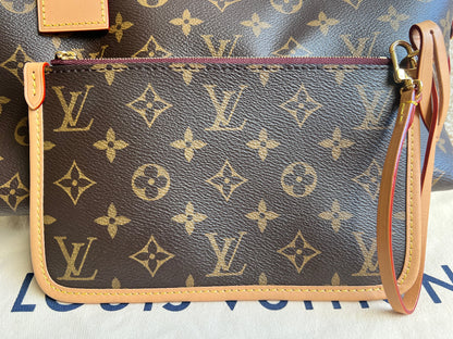 Louis Vuitton Carryall PM Monogram Canvas (RRP £2240)