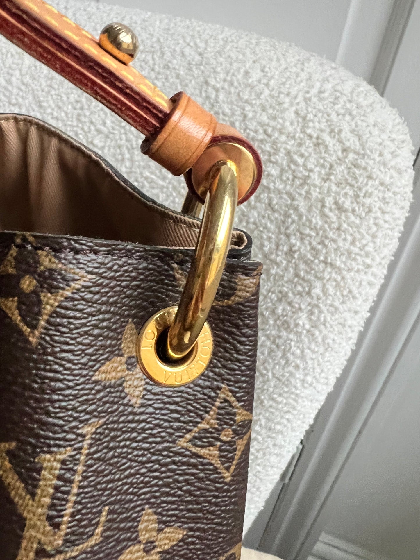 Louis Vuitton Graceful MM Monogram (RRP £1,420)