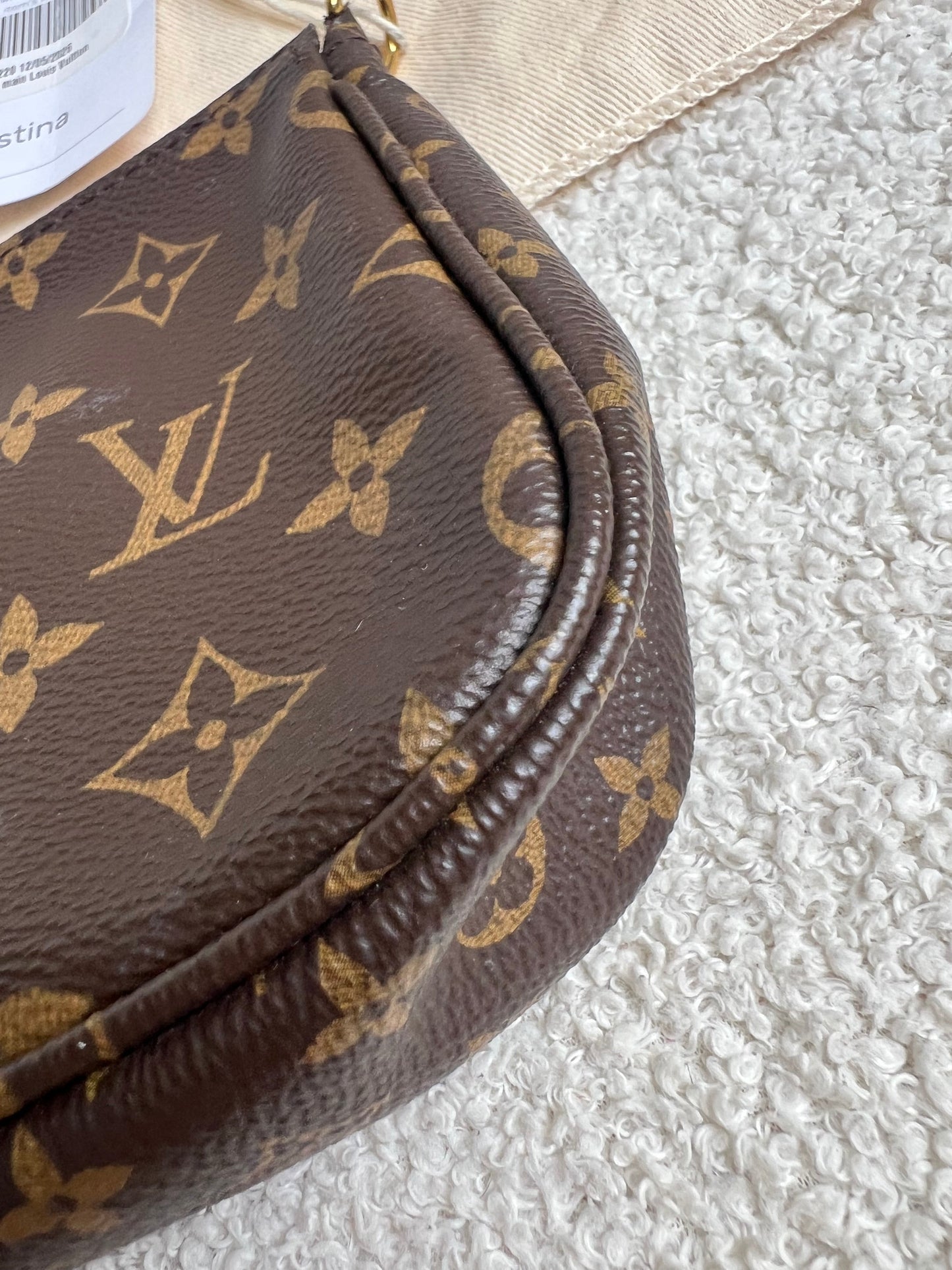 Louis Vuitton Multi Pochette Accessoires Khaki (RRP £2070)