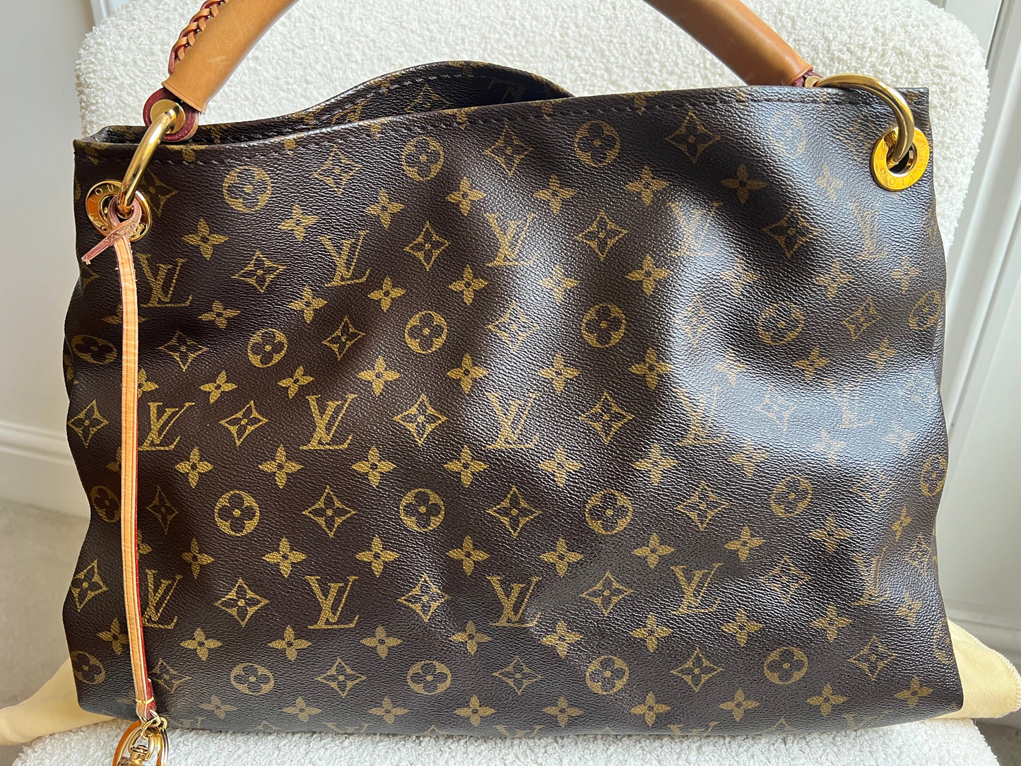 Louis Vuitton Artsy MM Monogram (RRP £1,940)