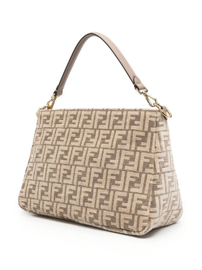 O LOCK CHAIN CROSSBODY BAG