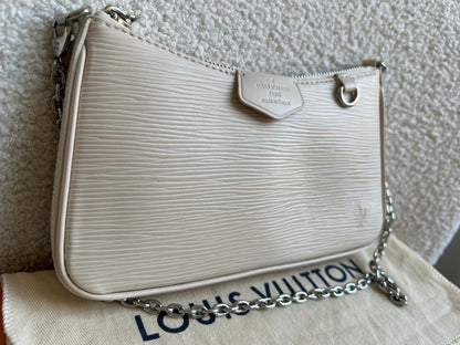 Louis Vuitton Easy Pouch Creme Epi (RRP £1320)