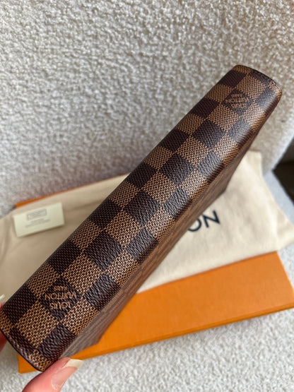 Louis Vuitton Damier Ebene Large Ring Agenda Cover (RRP £595)