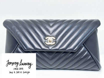 Chanel Black Chevron Lambskin Fold Up Again Clutch 2432 holo card